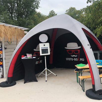 Eventzelt-Fotobox.jpg